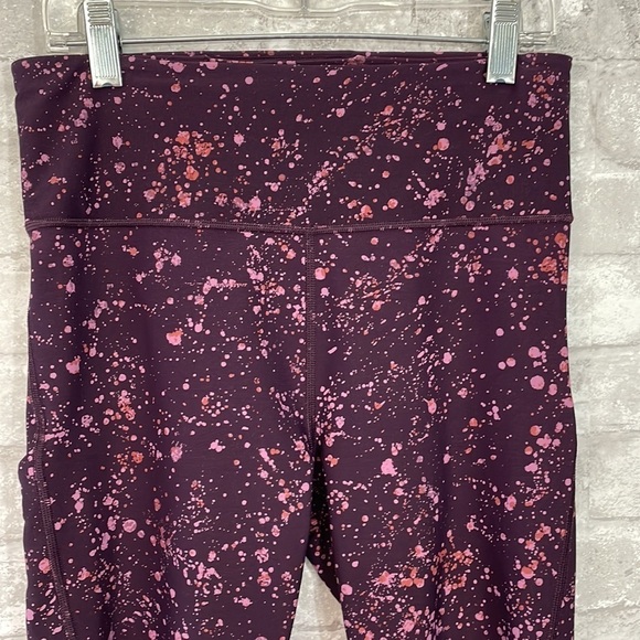 Athleta Ultimate Stash Pocket Splat Capri - Picture 2 of 8